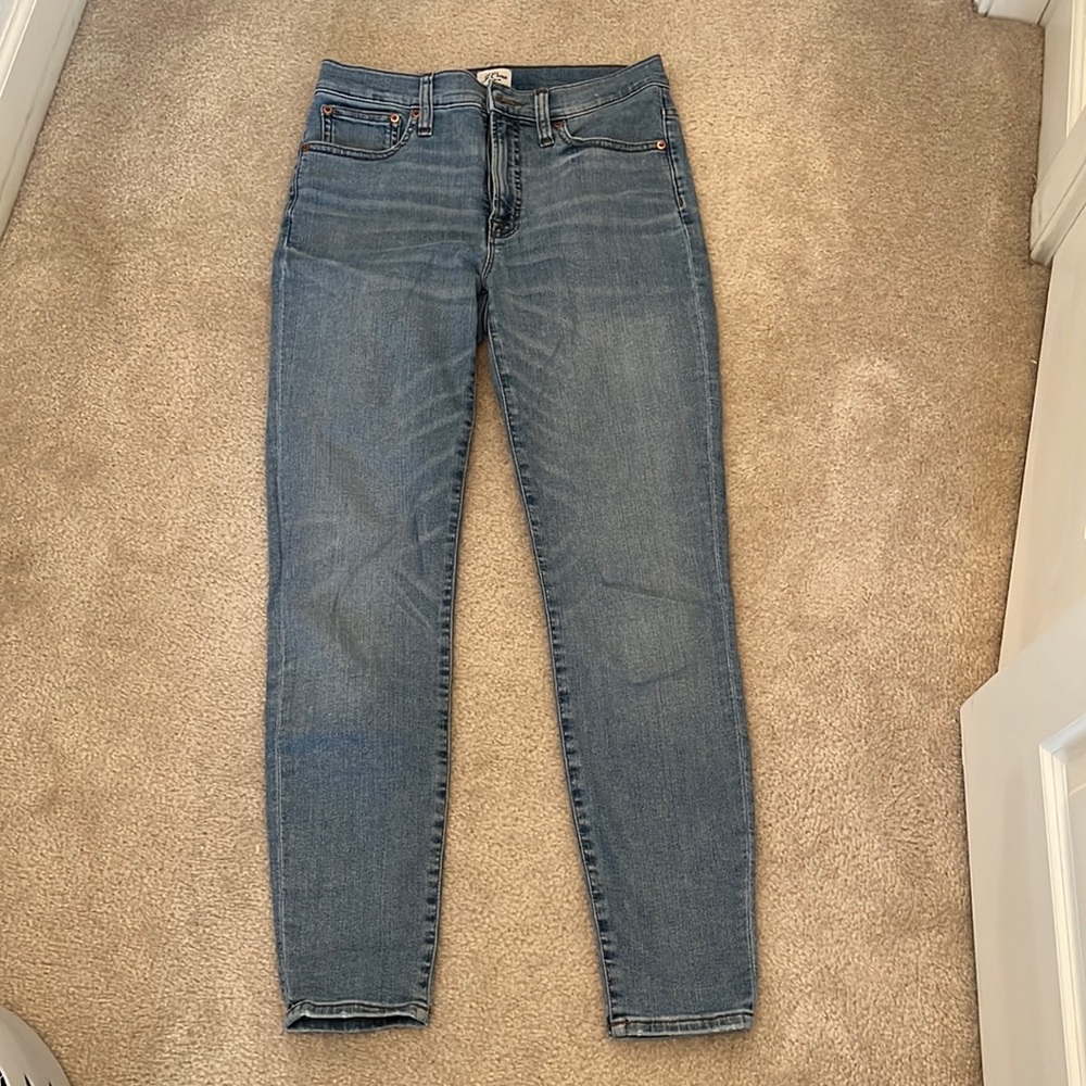 JCrew Womens size 28 9” high rise toothpick jeans. Used. No stains.